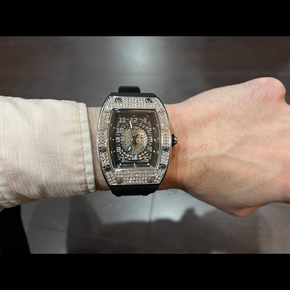 Mens diamond watch - Picture 1 of 5